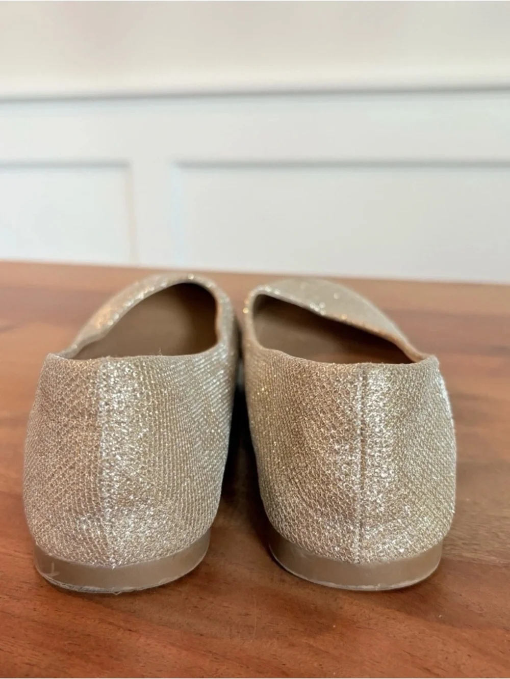 Dream Pairs elegant gold